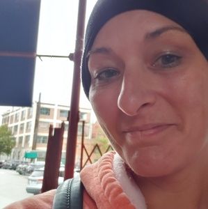 Meet your Posher, Ella